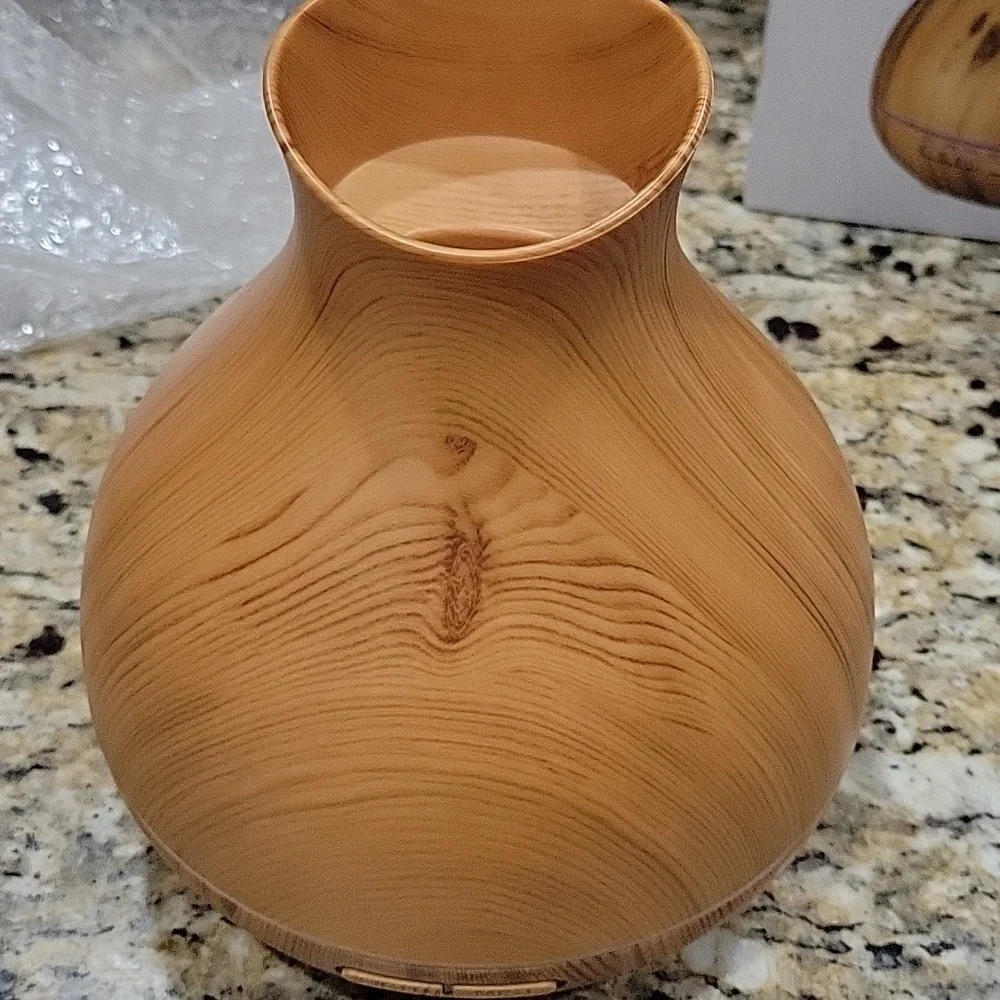 BZ Seeds stylish wood